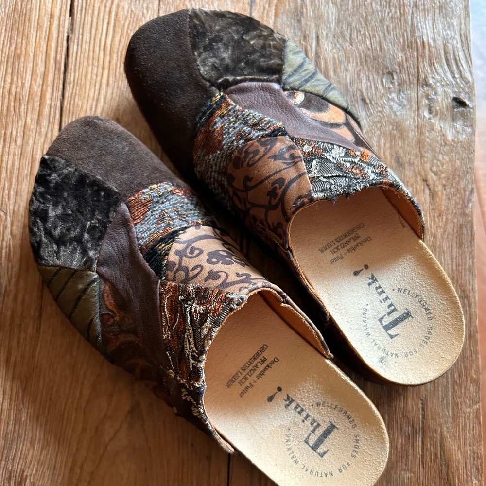 Think! Slip on clogs size 37.  New without tags
